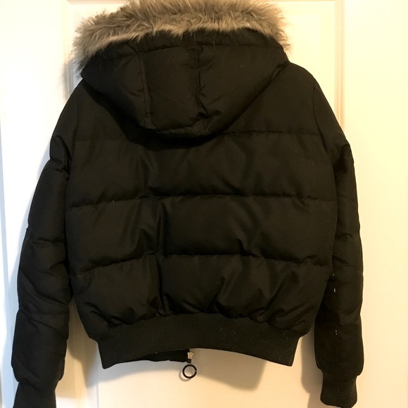 Vintage JLO bubble bomber coat w/ grey faux fur trim. - Picture 5 of 5
